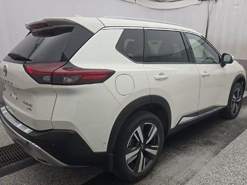 Used 2023 Nissan Rogue Platinum AWD/4WD image 3