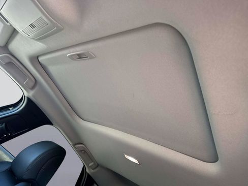 Certified 2025 MAZDA CX-30 AWD 2.5 S w/ Preferred Package image 30