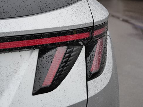 Certified 2023 Hyundai Tucson SEL image 17