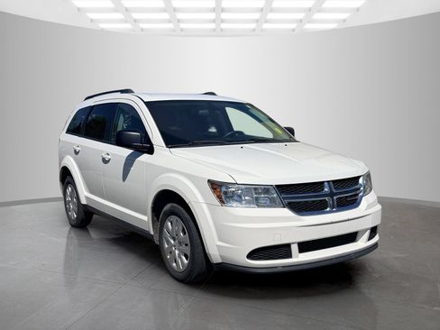 Used 2018 Dodge Journey SE AWD/4WD image 3