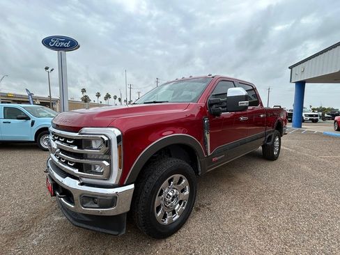 Used 2025 Ford F250 Lariat w/ Lariat Ultimate Package AWD/4WD image 3