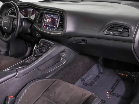 Used 2022 Dodge Challenger R/T w/ Plus Package RWD image 43