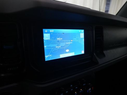Used 2023 Ford Bronco Black Diamond AWD/4WD image 6