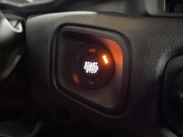 Used 2024 Jeep Wrangler Unlimited AWD/4WD image 40