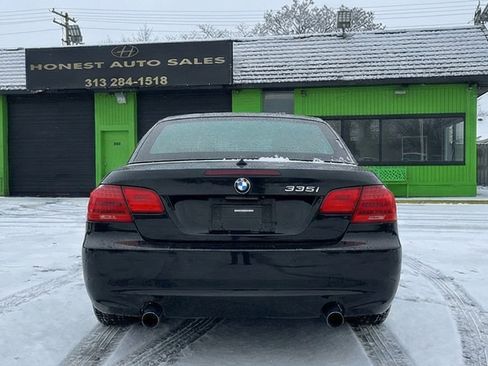 Used 2011 BMW 335i Convertible image 3
