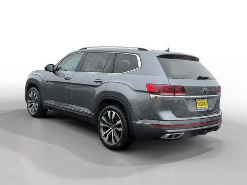 Certified 2023 Volkswagen Atlas SEL Premium image 3