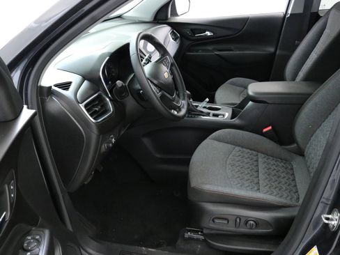 Used 2023 Chevrolet Equinox LT image 23