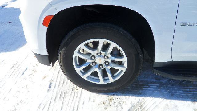 Used 2024 Chevrolet Suburban LT AWD/4WD image 8