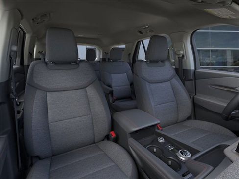 New 2025 Ford Explorer Active image 10