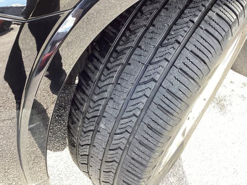 Used 2018 Chevrolet Traverse Premier w/ Driver Confidence II Package image 10