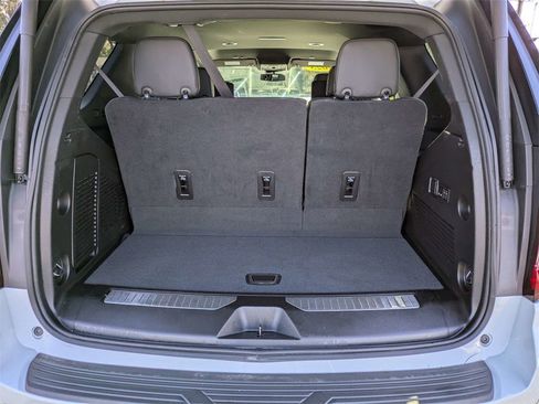 Used 2023 GMC Yukon Denali image 14