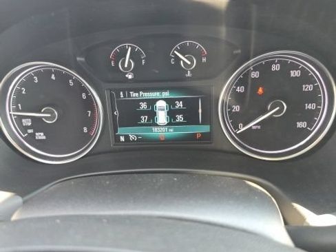 Used 2019 Buick Enclave Premium AWD/4WD image 14