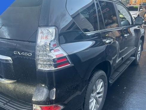 Used 2019 Lexus GX 460 image 13
