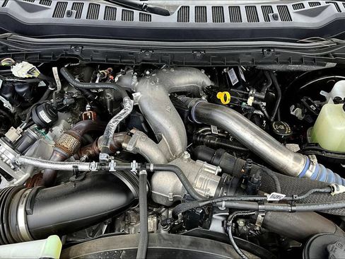Used 2026 Ford F250 Lariat AWD/4WD image 32