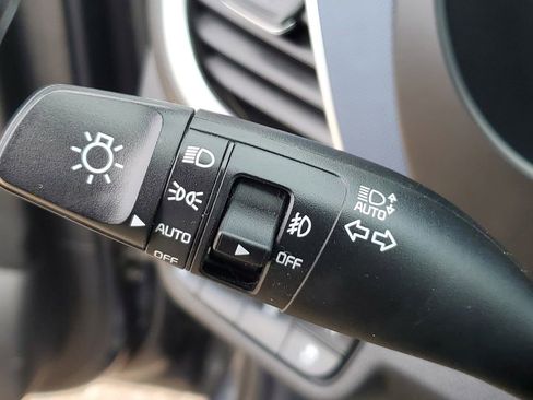 Used 2021 Kia Seltos S image 10