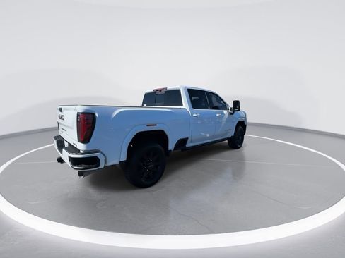 Used 2024 GMC Sierra 2500 AT4 w/ AT4 Premium Plus Package AWD/4WD image 8