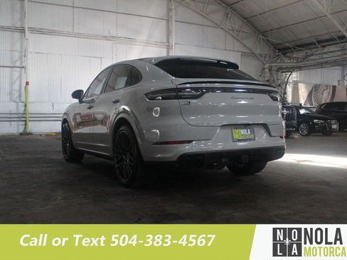 Used 2020 Porsche Cayenne Turbo image 13
