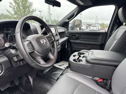 Used 2024 RAM 5500 Tradesman w/ Max Tow Package RWD image 9