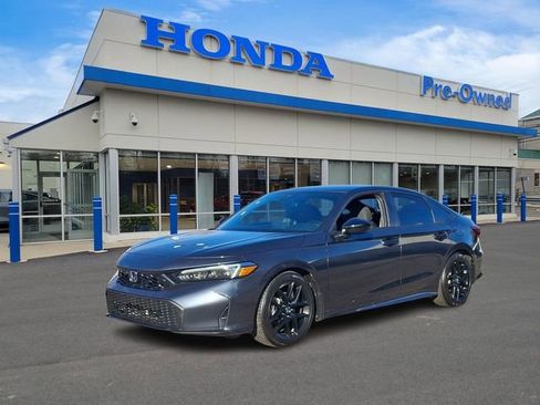 Used 2025 Honda Civic Sport image 1