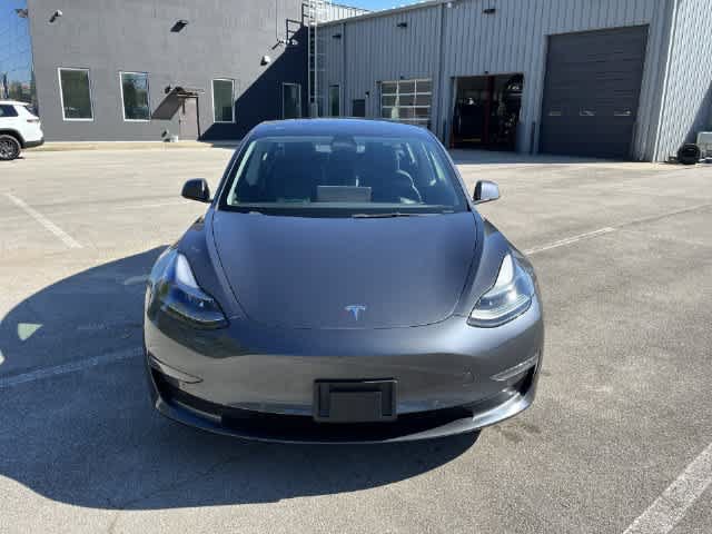 Used 2022 Tesla Model 3 Long Range AWD/4WD image 3