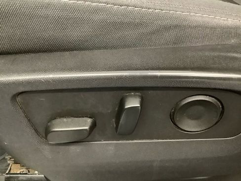 Used 2024 Chevrolet Silverado 2500 LT image 10