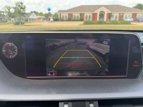 Used 2019 Lexus ES 350 w/ Premium Package FWD image 24