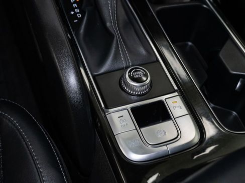 Used 2023 Kia Telluride LX image 22