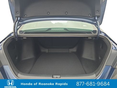 Used 2026 Honda Accord SE image 19