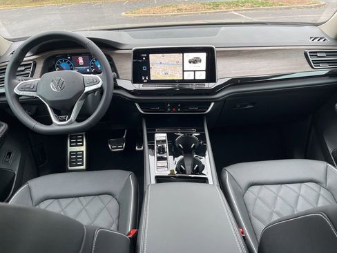 New 2026 Volkswagen Atlas SEL Premium R-Line image 25