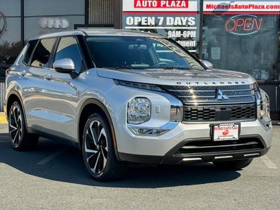 Used 2022 Mitsubishi Outlander ES