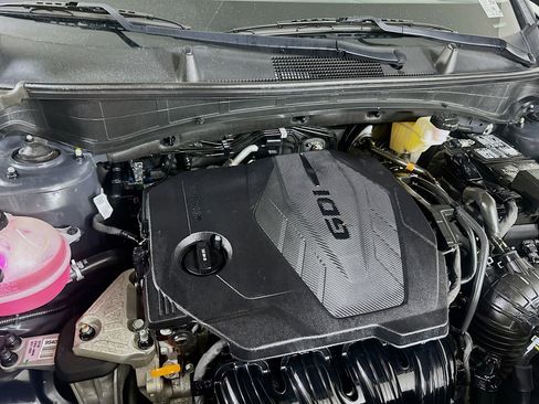 Used 2024 Kia Sportage EX image 32