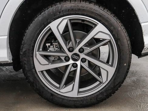 New 2025 Audi Q3 2.0T Premium image 13