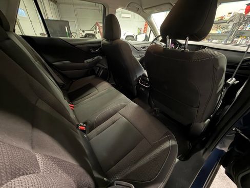 Used 2022 Subaru Outback Premium image 17