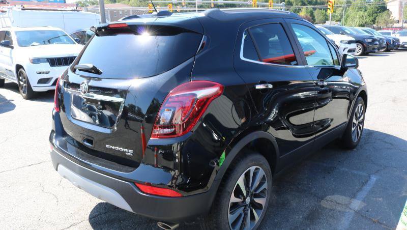 Used 2021 Buick Encore Preferred AWD/4WD image 7
