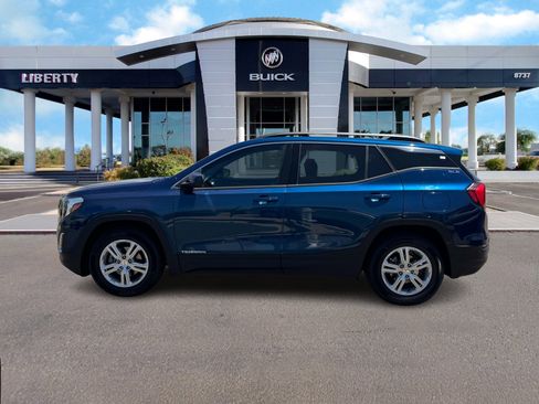 Used 2020 GMC Terrain SLE w/ Driver Convenience Package image 6