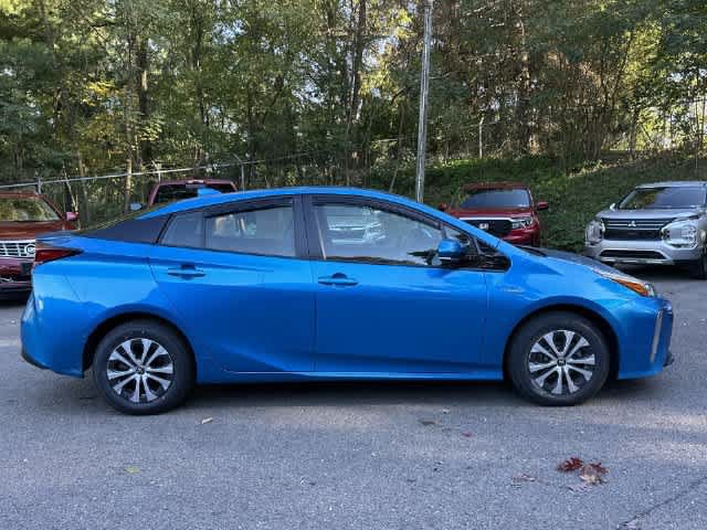Used 2020 Toyota Prius XLE w/ Advanced Technology Package AWD/4WD image 3