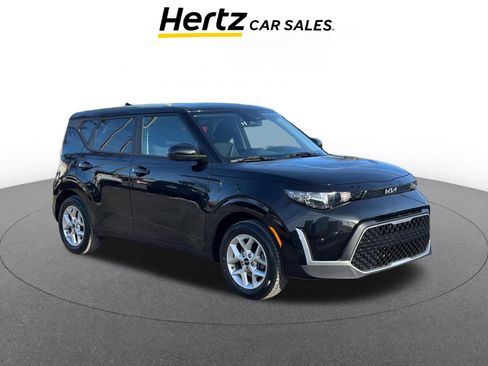 Used 2025 Kia Soul LX w/ LX Technology Package image 1