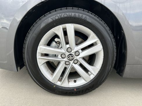 Used 2022 Toyota Corolla SE w/ Carpet Mat Package (TMS) FWD image 18