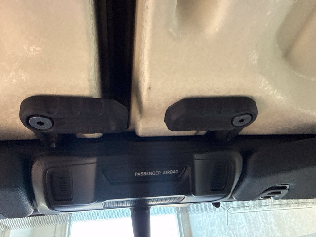 Used 2024 Jeep Gladiator Sport AWD/4WD image 28