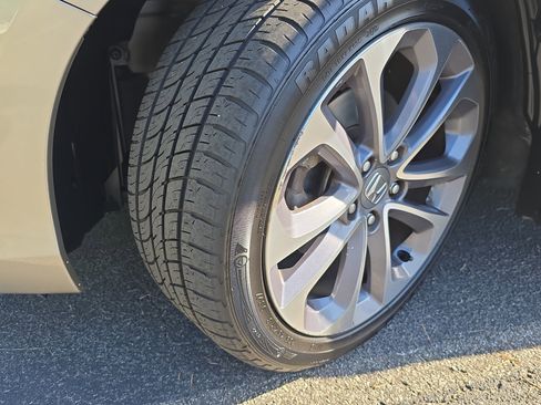 Used 2014 Honda Accord Sport image 31