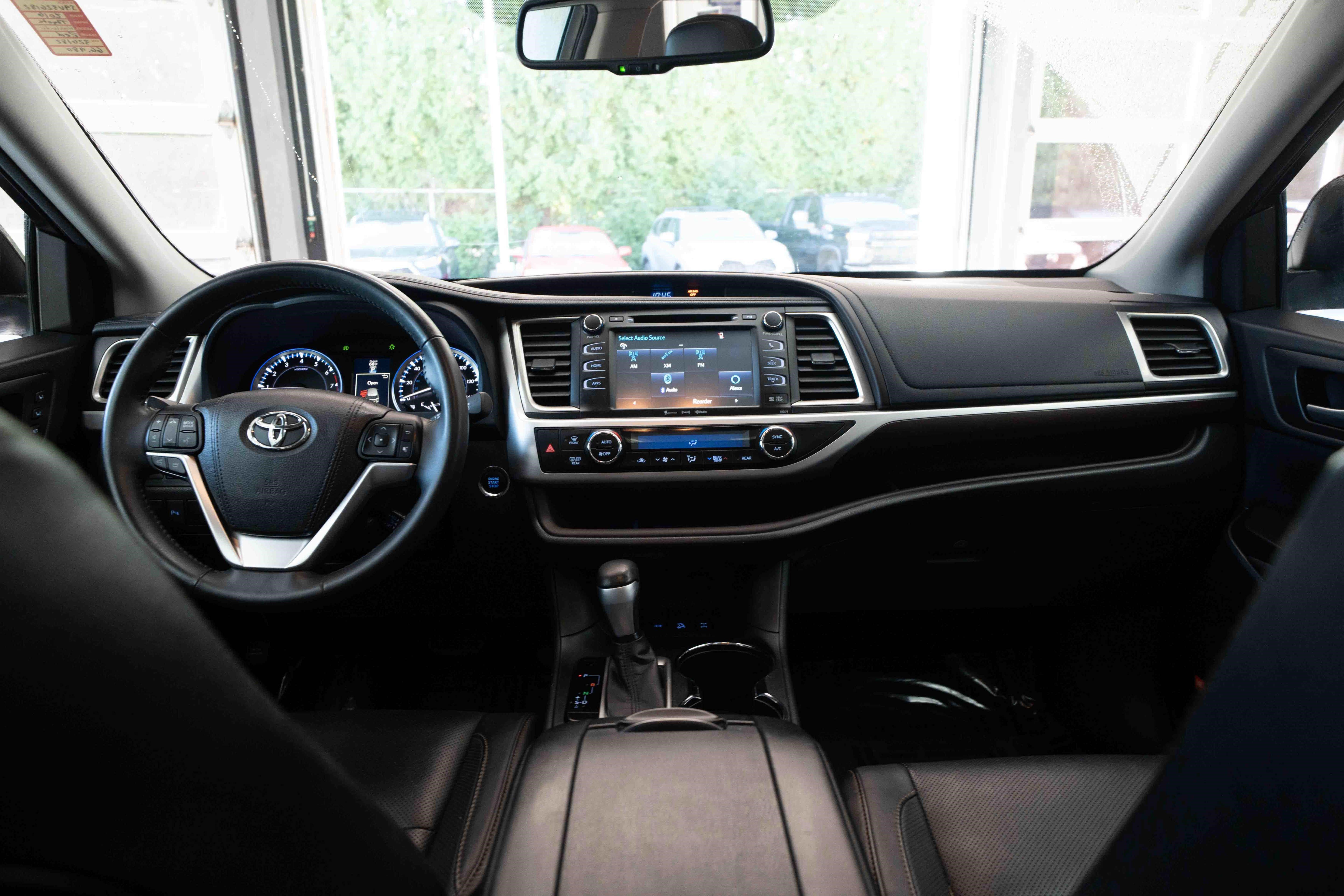 Used 2016 Toyota Highlander Limited AWD/4WD image 20
