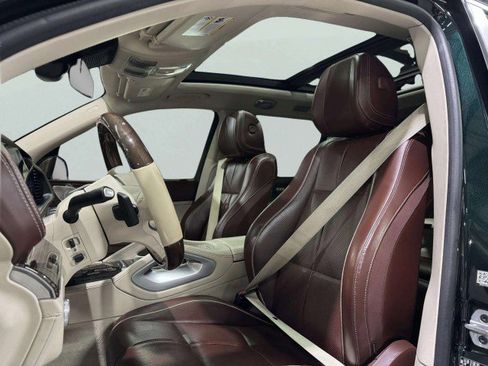 Used 2021 Mercedes-Benz Maybach GLS 600 4MATIC image 32