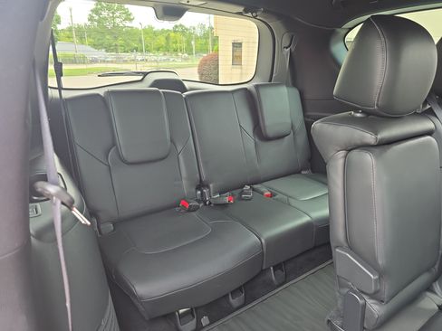 Used 2023 INFINITI QX80 Sensory w/ Cargo Package AWD/4WD image 12