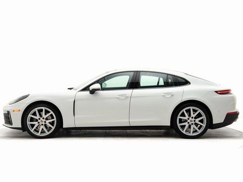 Used 2024 Porsche Panamera 4 image 2