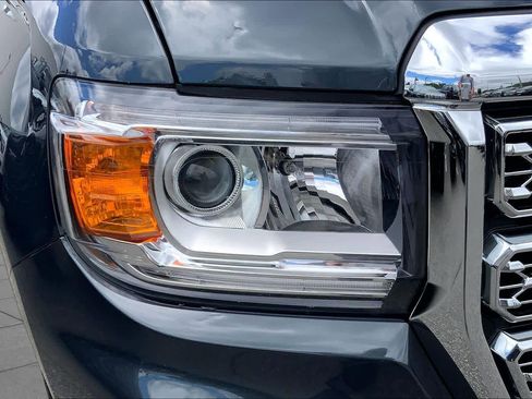 Used 2021 GMC Canyon Denali AWD/4WD image 27
