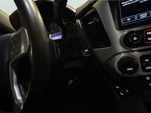 Used 2016 GMC Yukon SLT w/ HD Trailering Package AWD/4WD image 24