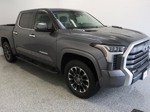 Used 2024 Toyota Tundra Limited AWD/4WD image 4