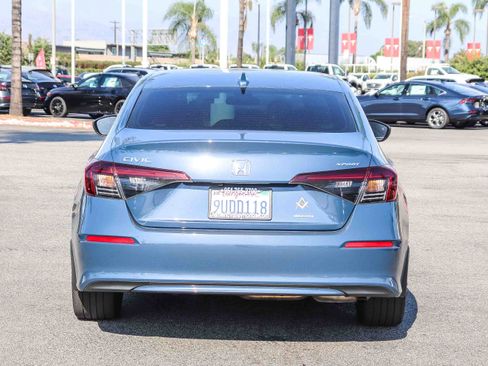 Used 2025 Honda Civic Sport image 12