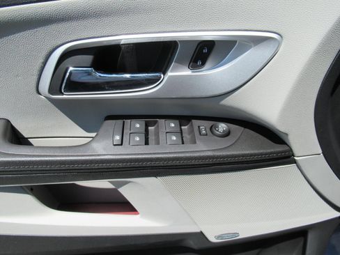 Used 2016 Chevrolet Equinox LT FWD image 22