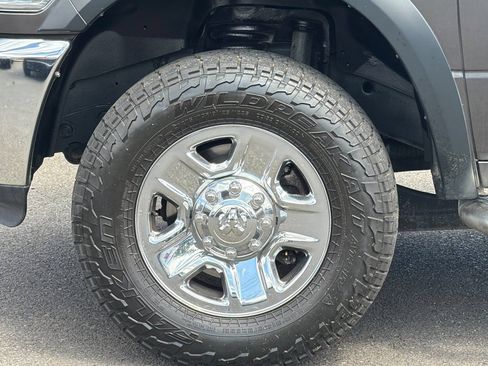 Used 2018 RAM 2500 Tradesman w/ Chrome Appearance Group AWD/4WD image 25